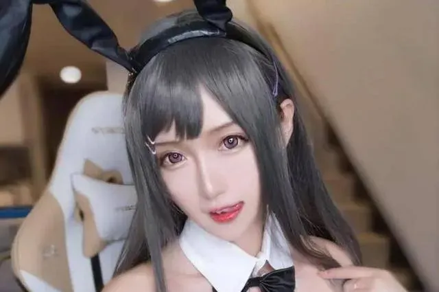 斗鱼一众主播集体晒COS美照 斗鱼当红主播COS盘点,